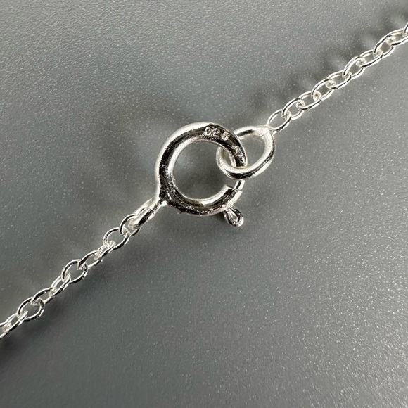 Sterling Silver Classic Solitaire Tear Drop Pendant Necklace - Picture 6 of 9